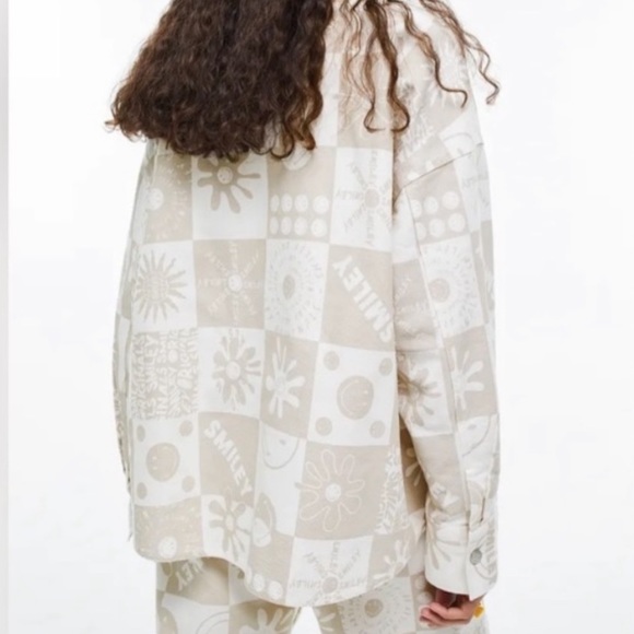 Smiley x H&M long sleeve oversized shacket size xs, hippie, boho, neutral - Picture 2 of 14